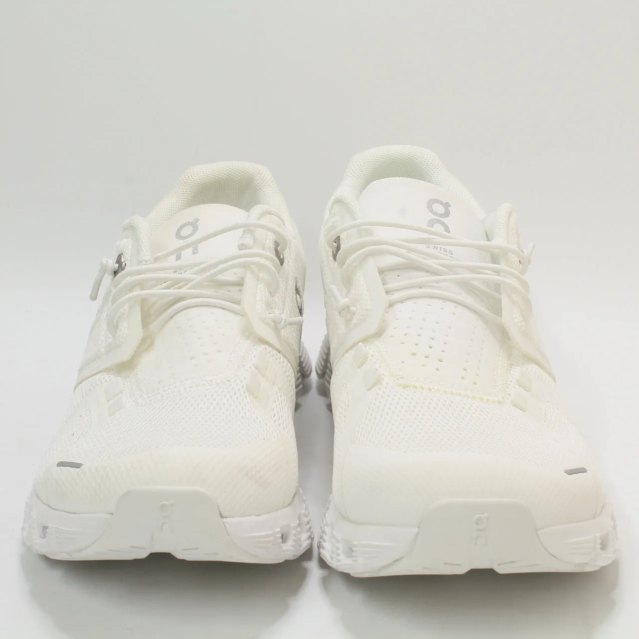 Odd Sizes - On Running Cloud 5 All White F - UK Sizes Right 4/Left 5