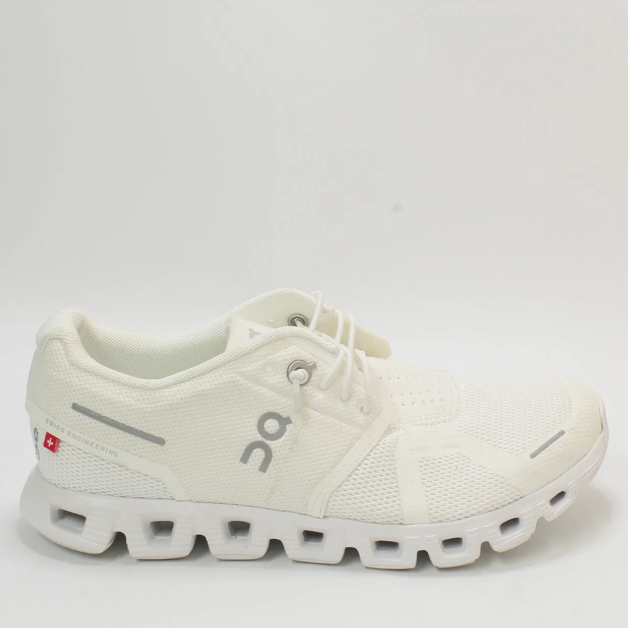 Odd Sizes - On Running Cloud 5 All White F - UK Sizes Right 4/Left 5