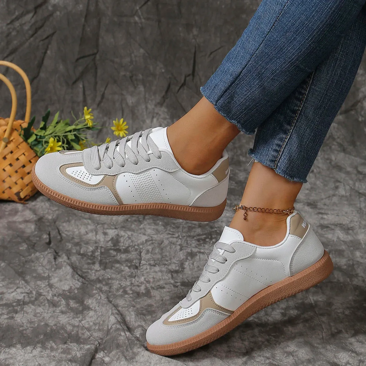 TAVIMART  -  Ladies Spring Autumn New Fashion Casual Shoes Outdoor Lace Up Sneakers for Women Female Comfortable Versatile Sport Shoes