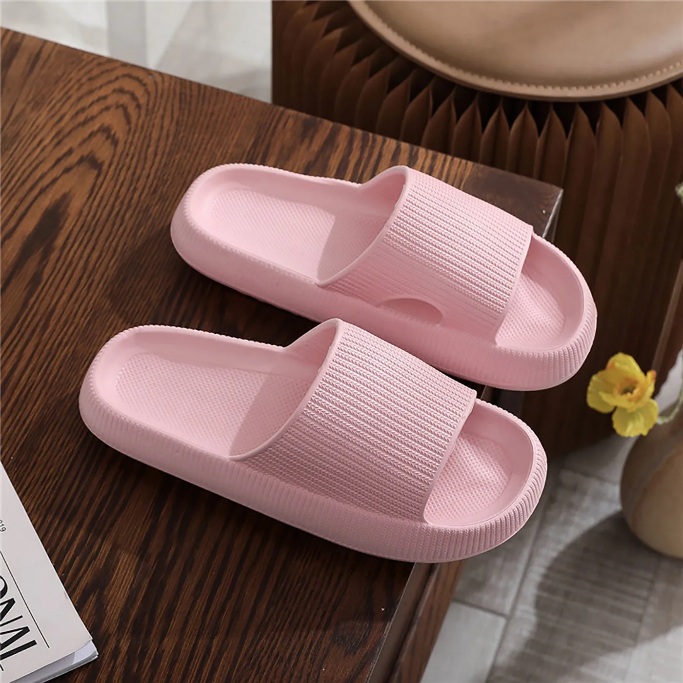 Women's Super Soft Eva Thick Platform Minimalist And Comfortable Indoor Bathroom Non-Slip Slippers