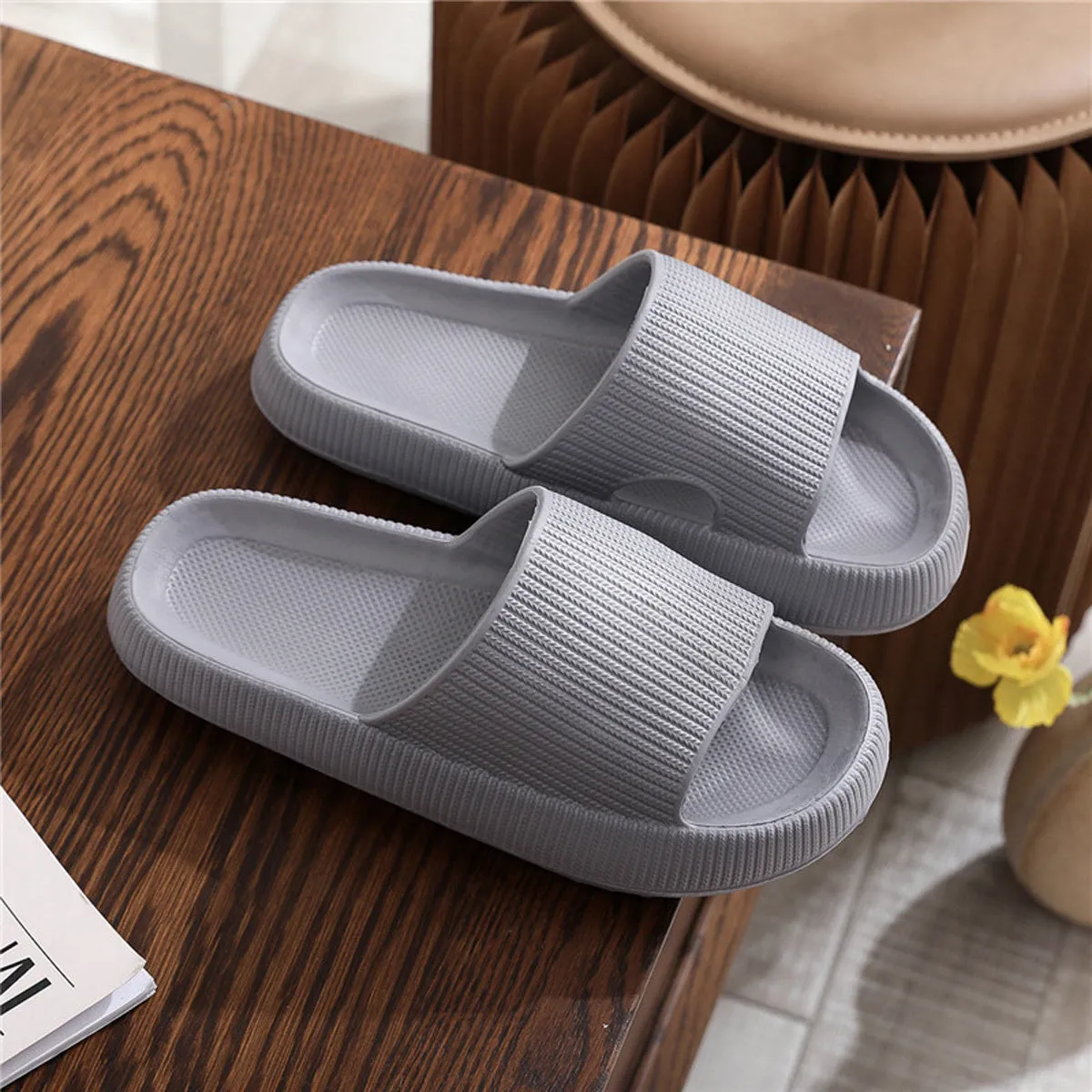 Women's Super Soft Eva Thick Platform Minimalist And Comfortable Indoor Bathroom Non-Slip Slippers