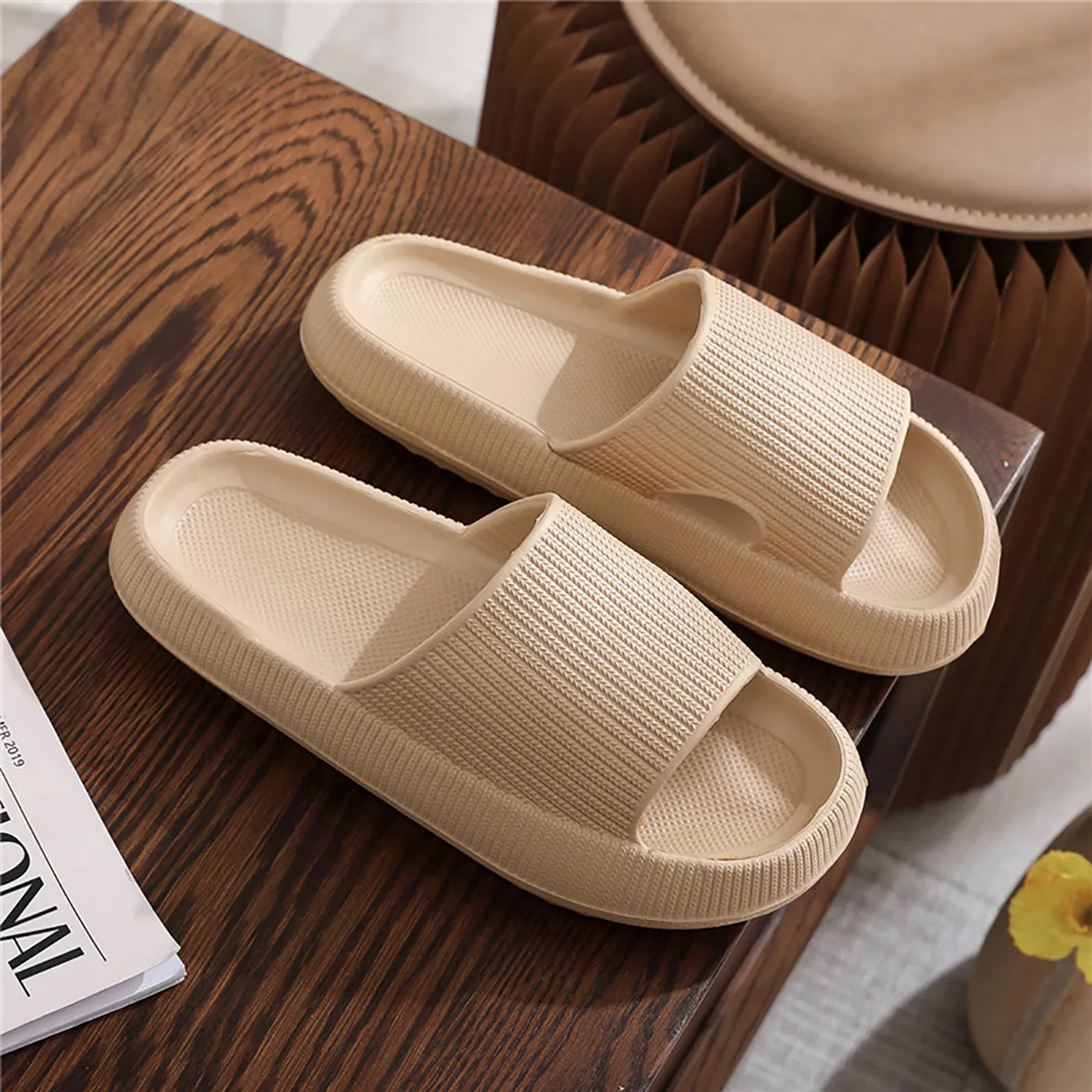 Women's Super Soft Eva Thick Platform Minimalist And Comfortable Indoor Bathroom Non-Slip Slippers